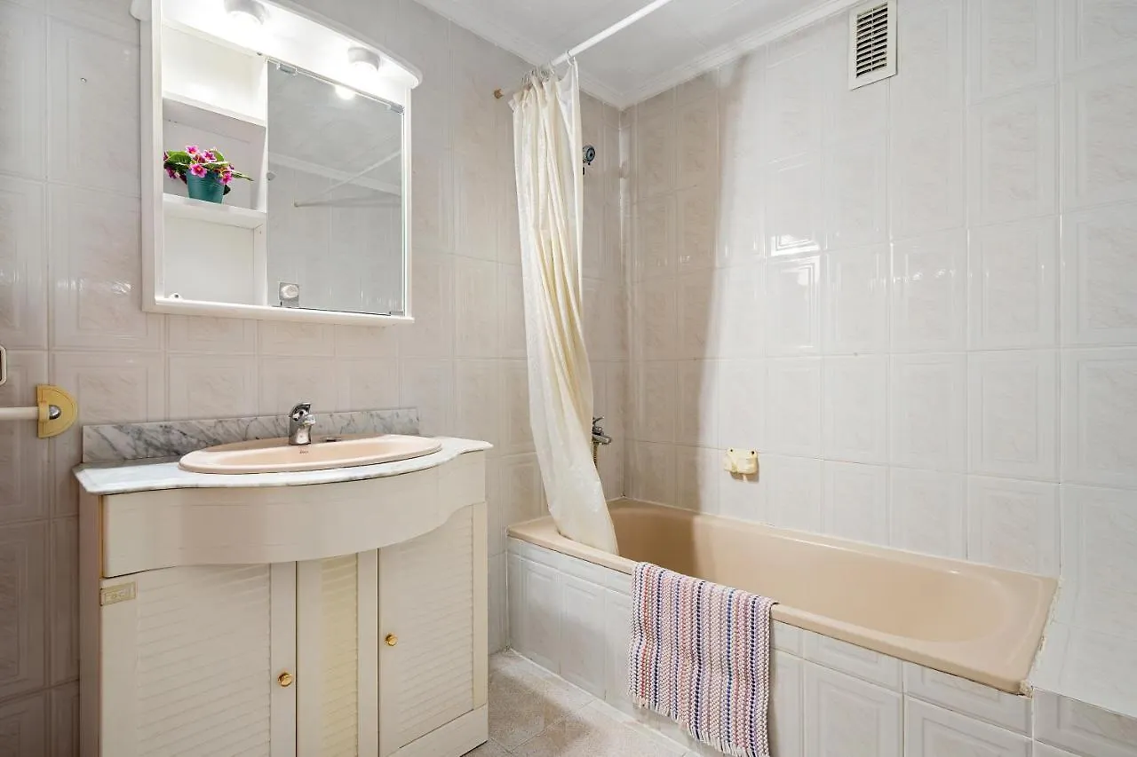 Ideal Familias Apartment La Pineda 0*,  Spain