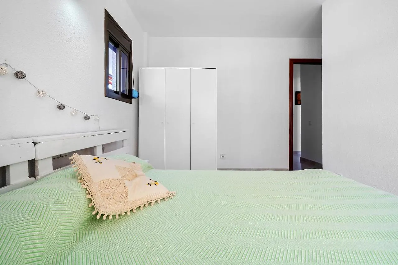 Ideal Familias Apartment La Pineda 0*,